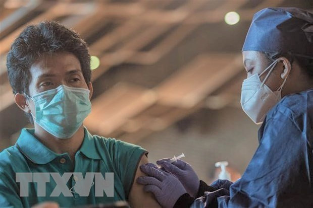 Vietnam concerned about unequal COVID-19 vaccination among nations